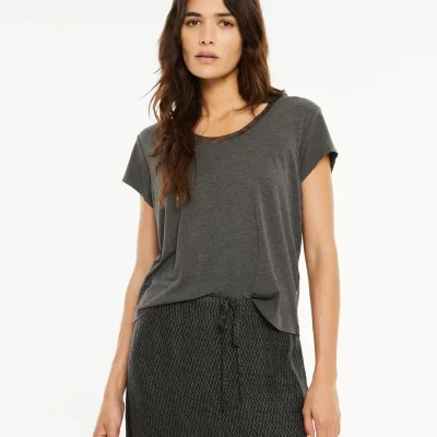 Camiseta Con Detalles Foil