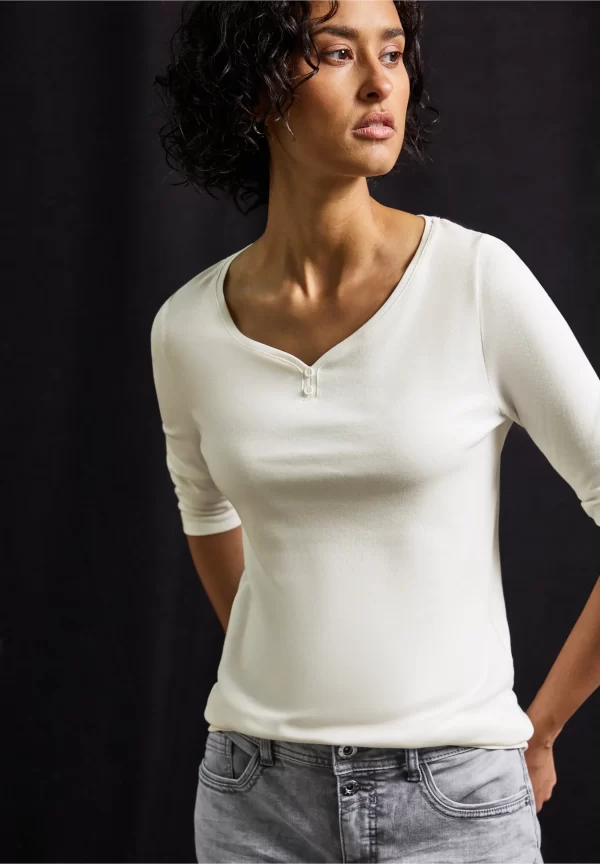Camiseta Básica con Detalle de Botones Blanca
