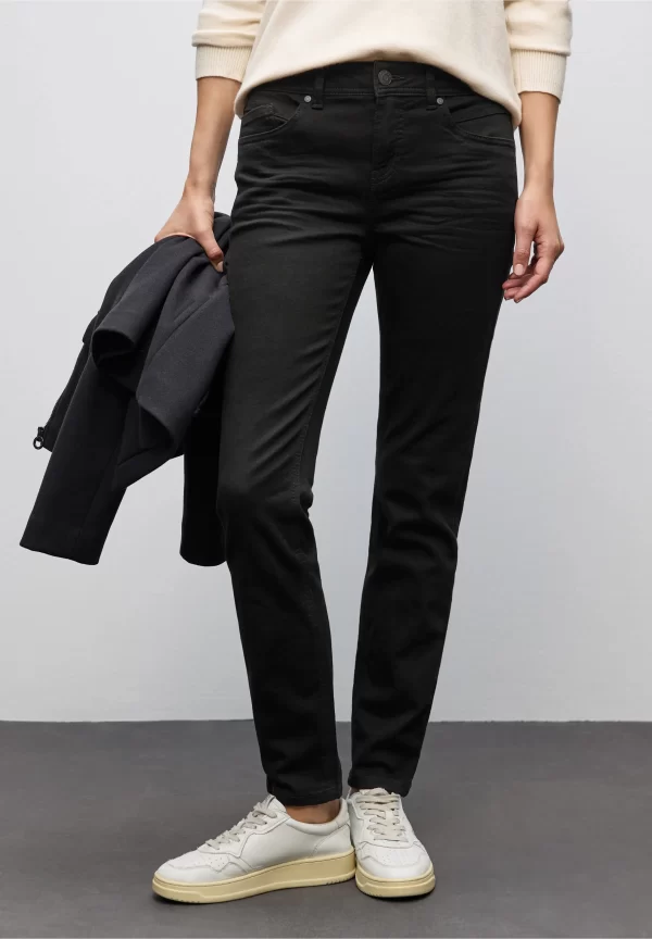 Vaqueros de Corte Casual Negro Lavado