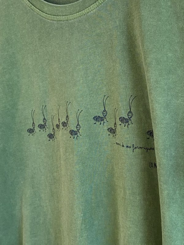 Camiseta Hormigas Musgo