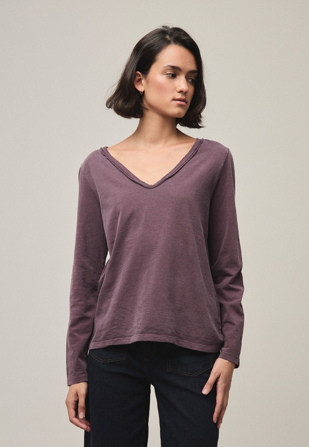 Camiseta Ever C/Pico Granate