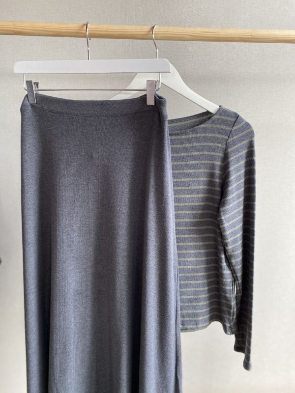 Falda Larga Punto Midi Gris