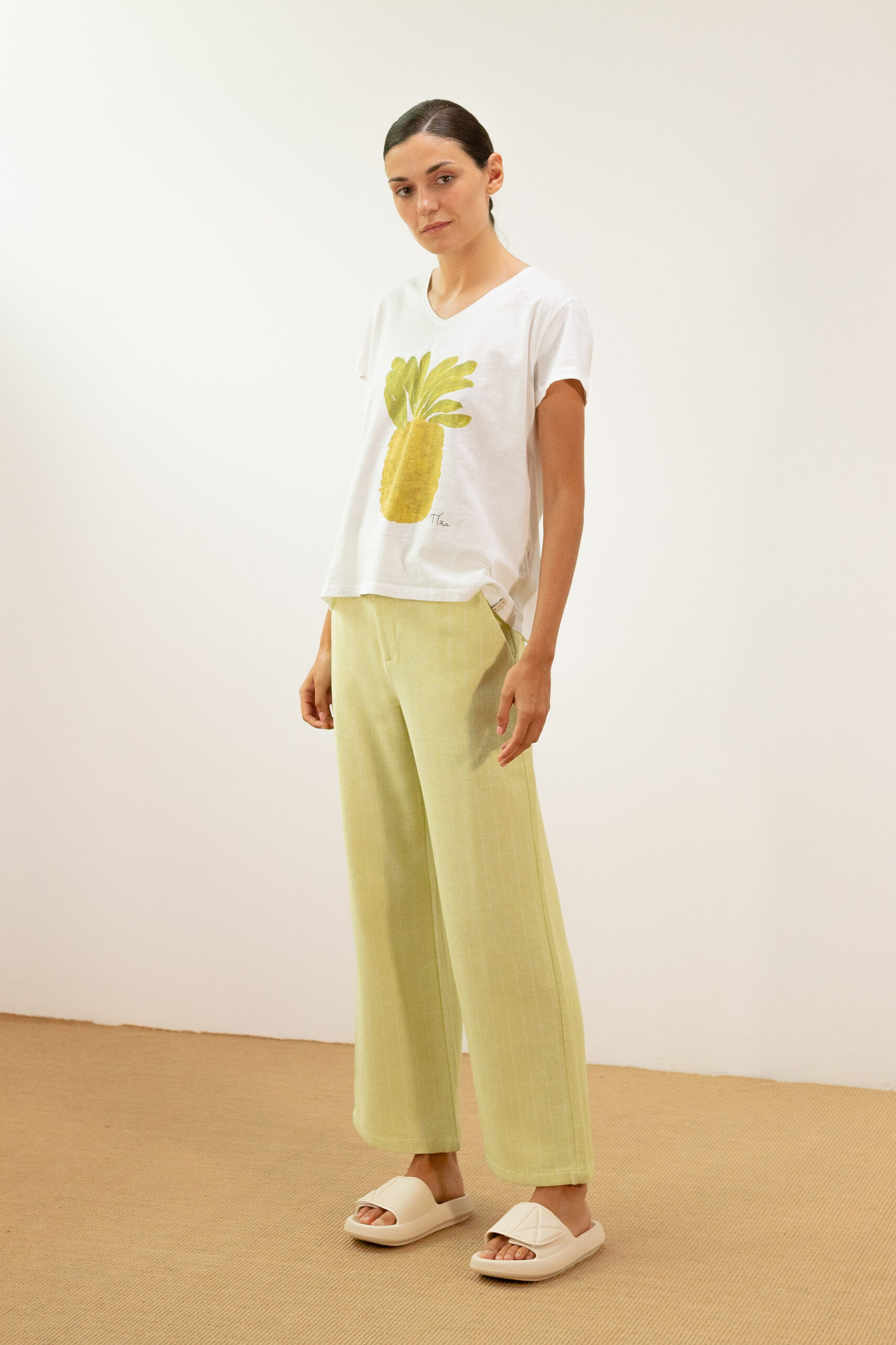 Camiseta Blanca Piña