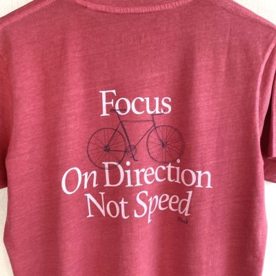 Birota Roja (dibujo en la espalda)