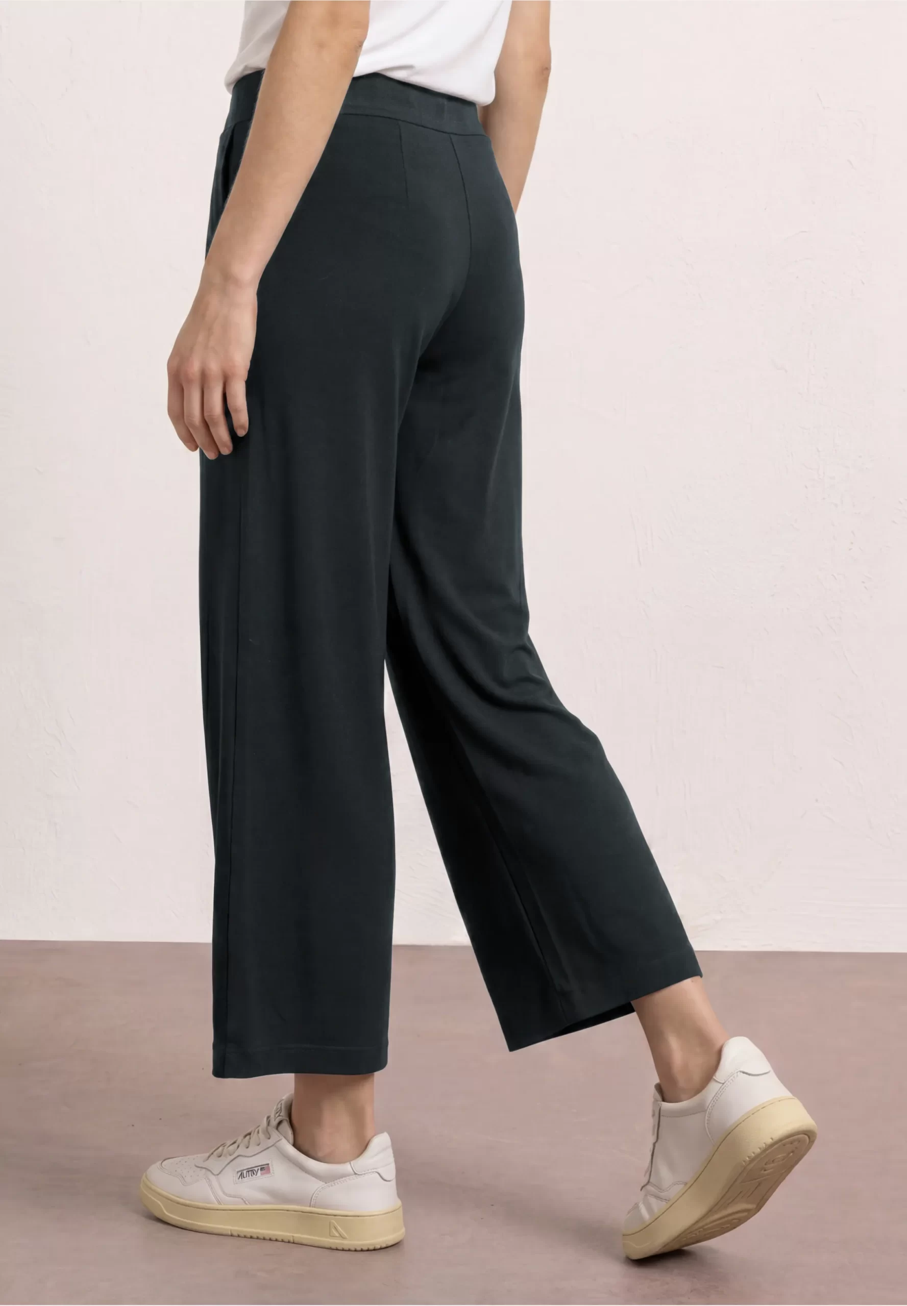 Pantalón Verde de Pierna Ancha