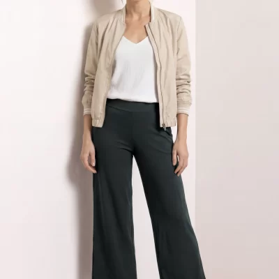 Pantalón Verde de Pierna Ancha