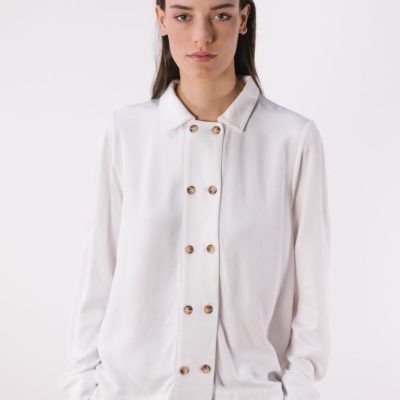 Blusa Cruda Doble Botón