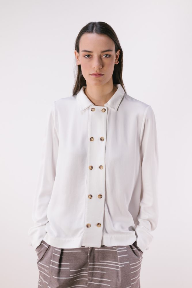 Blusa Cruda Doble Botón