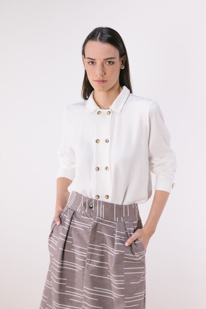 Blusa Cruda Doble Botón