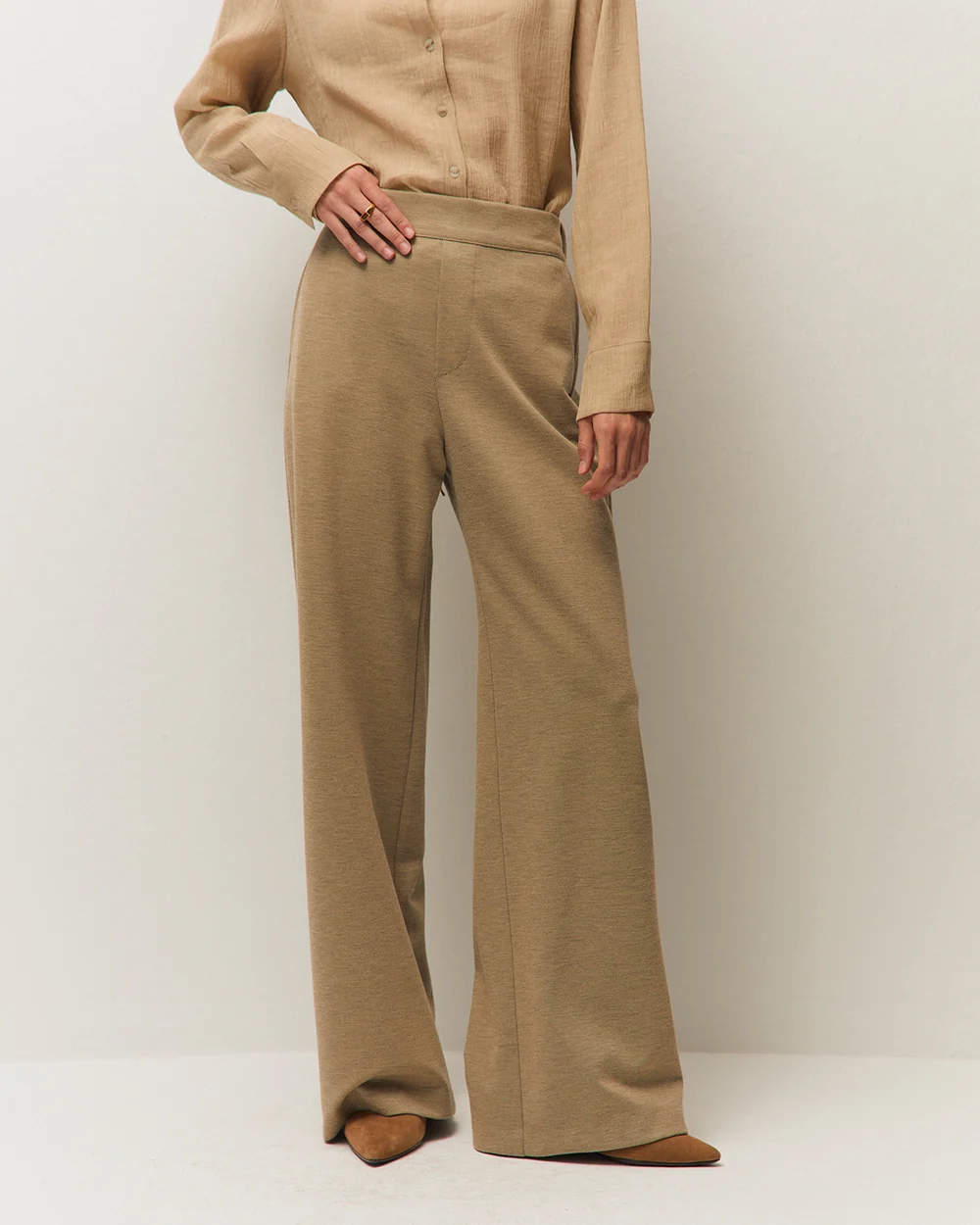 Pantalón Raya Diagonal con Goma