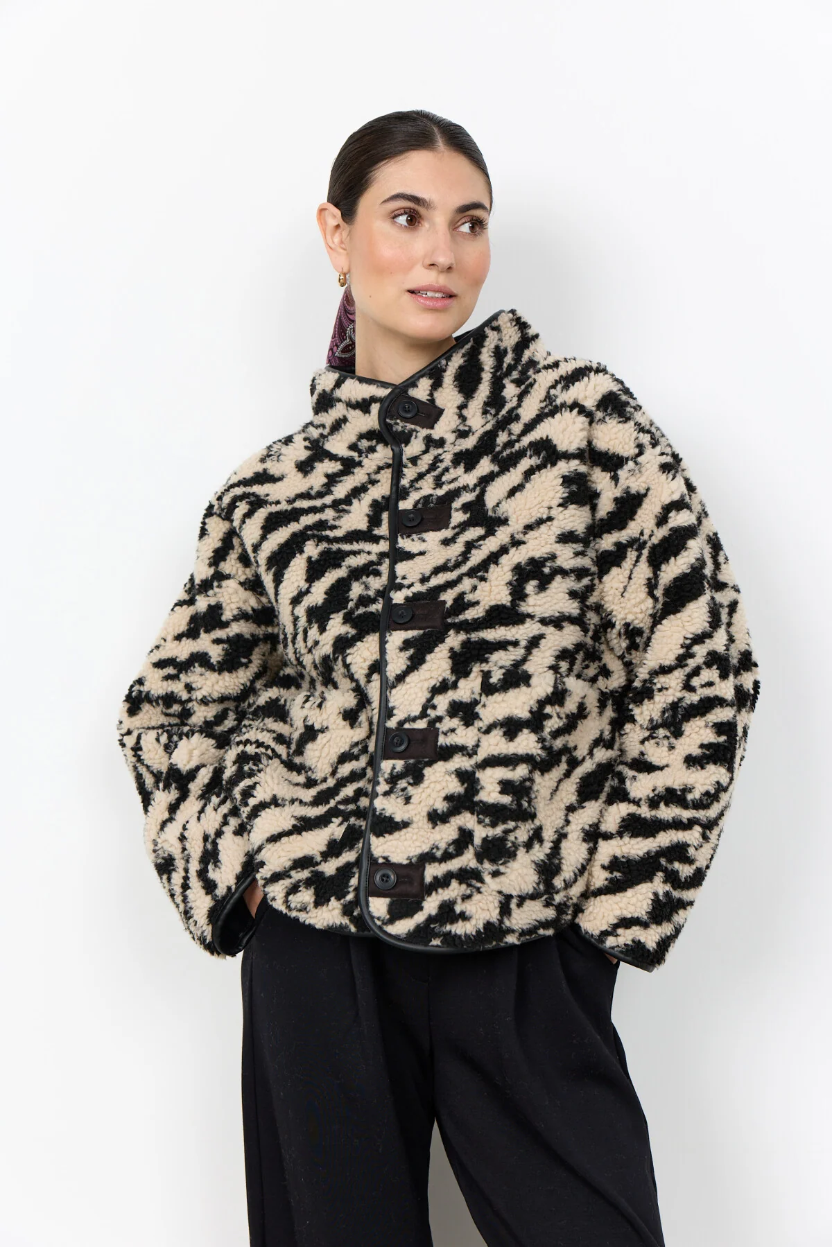 Chaqueta Negra Reversible